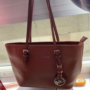 Micheal kors Jet set tote bag